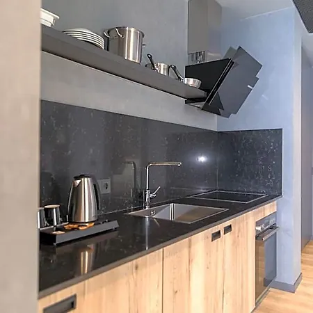 호텔 Mk Tirana 5*